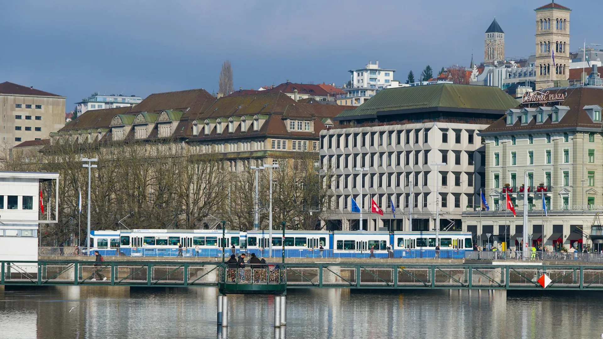 UBS-Banker: Viele stehen vor unsicherer Zukunft nach CS-Integrations-Überlastung