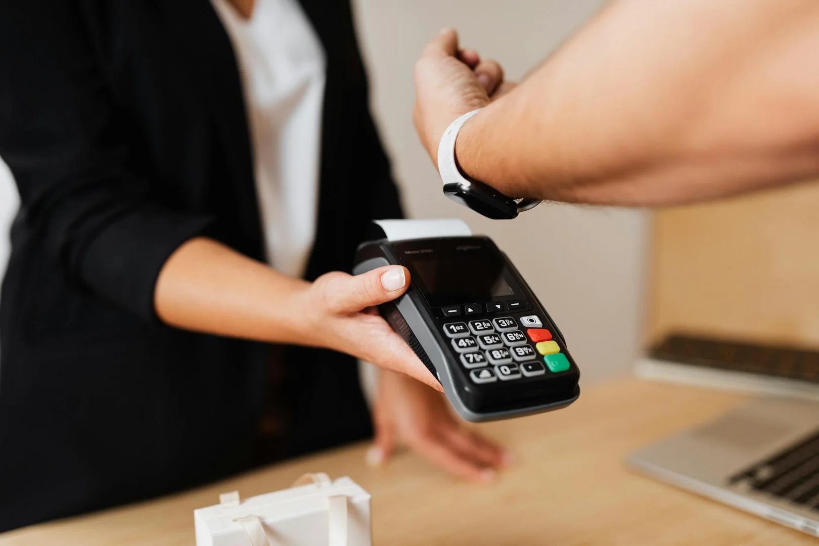 Huawei and Yowpay launch open banking smartwatch POS app