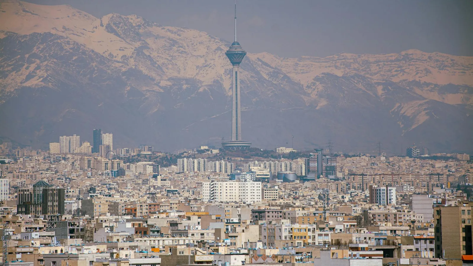 Iran-Krieg und Erdölpreis: Experten zeigen auf, ab wann es für Anleger gefährlich wird