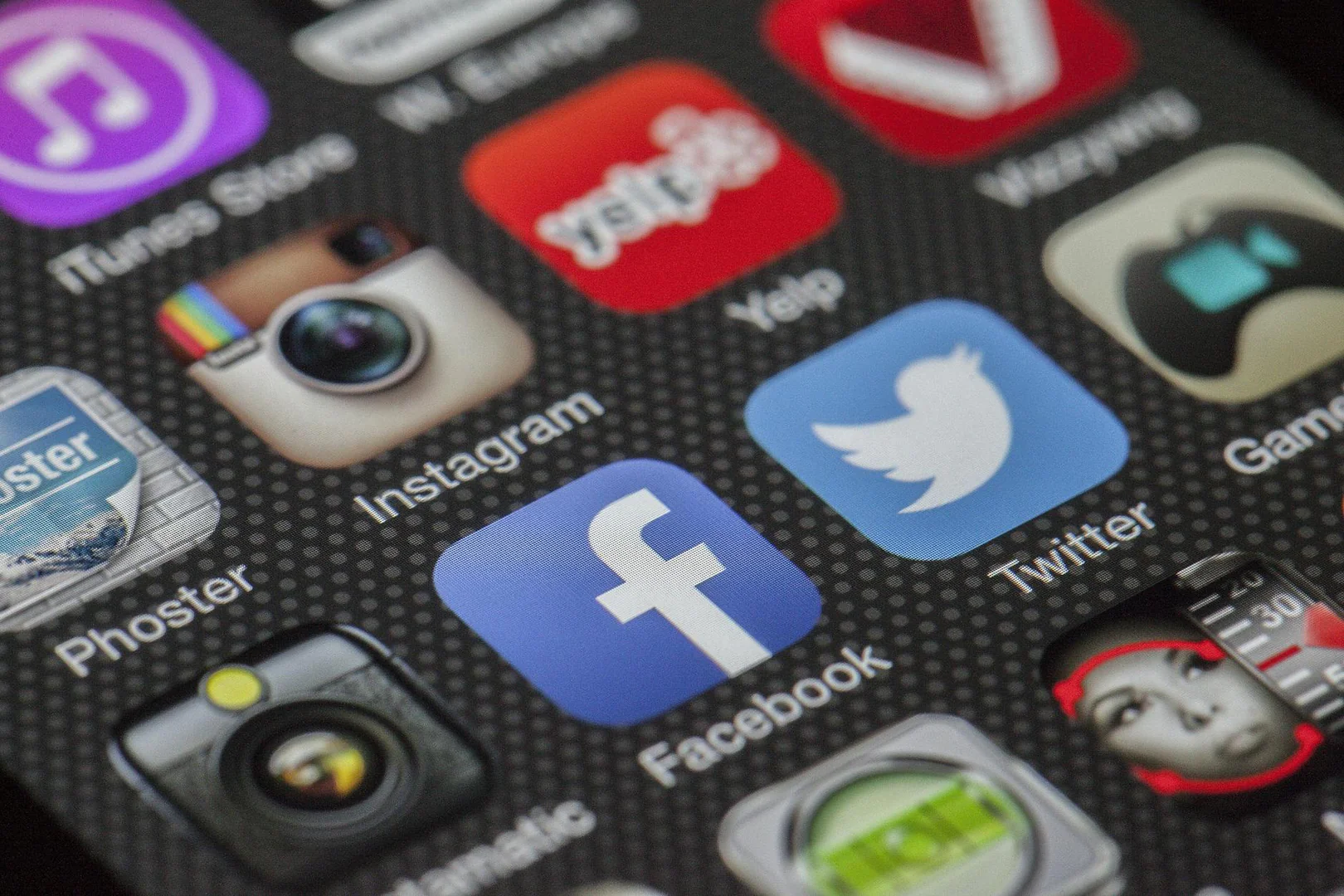 X verliert Klage gegen abtrünnige Twitter-Werbekunden