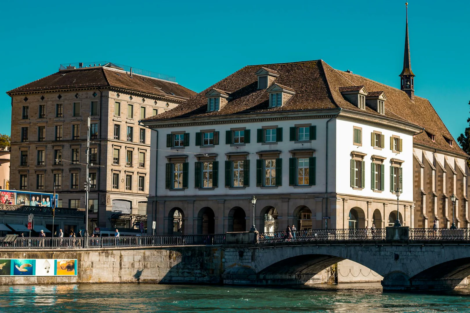Ex-Krankenkassen-Chefin Philomena Colatrella soll Nachfolgerin von Juan Beer bei Zurich werden