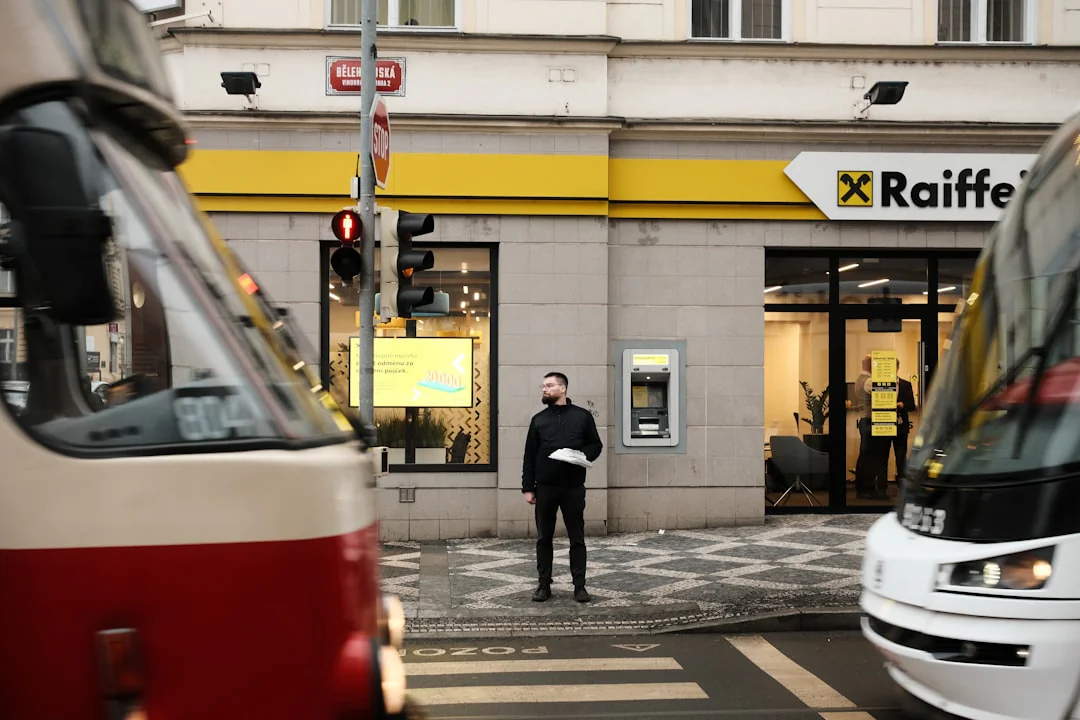 Banque E. Sturdza: Restrukturierung belastet Ergebnis